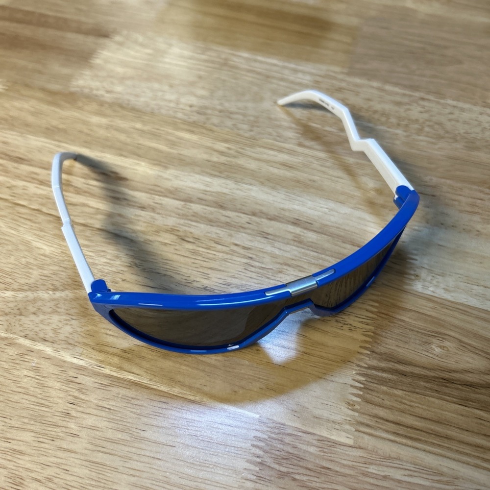 Oakley CMDN Men Sunglasses OO9467-0733 Blue White Silver Mirror Lens